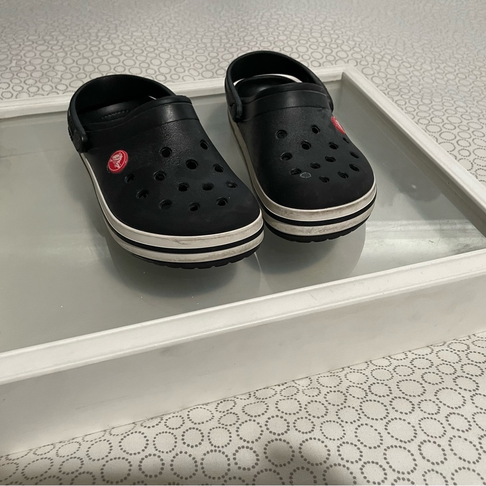 Boys crocs
